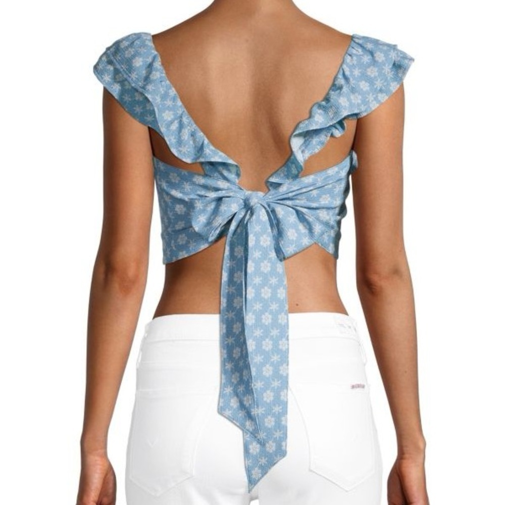 BCBGeneration Tie Back Ruffle Sleeveless Crop Top Floral Powder Blue Floral M - Picture 8 of 8